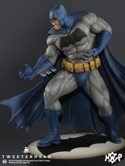 Dark Knight EXCLUSIVE 1/6 Scale Batman Maquette