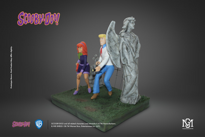 Scooby-Doo - Fred and Daphne 1/6 Scale Statue