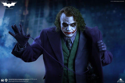 The Dark Knight: Joker EXCLUSIVE 1/4 Scale Statue