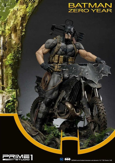 Batman: Zero Year EXCLUSIVE 1/4 Scale Statue