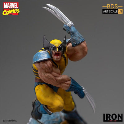 Marvel Comics Wolverine Vs Sentinel Statue