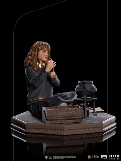 Harry Potter - Hermione Granger Polyjuice Art Scale Statue 1/10