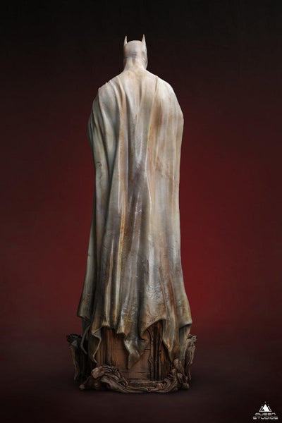 Batman Museum Line 1/4 Scale Statue
