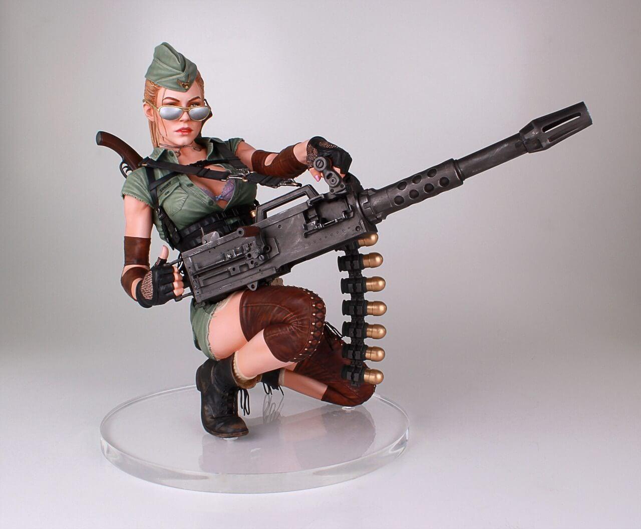 Honey Trap - LUCKY 1:4 Scale Statue by Gentle Giant