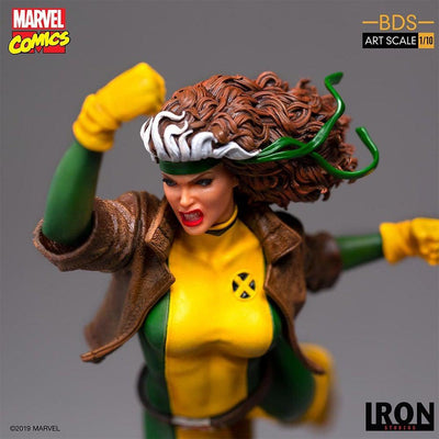 Marvel Comics Rogue Vs Sentinel Statue