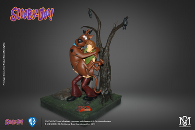 Shaggy and Scooby-Doo 1/6 Scale Statue