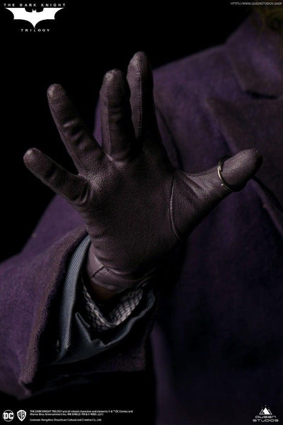 The Dark Knight: Joker STANDARD 1/4 Scale Statue