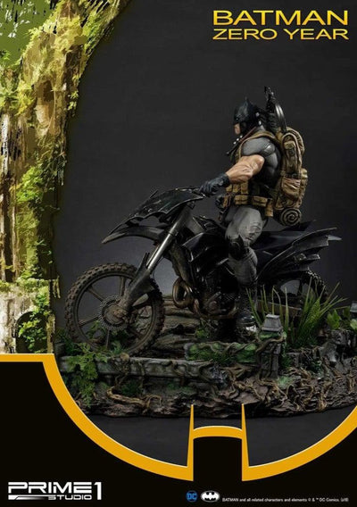 Batman: Zero Year EXCLUSIVE 1/4 Scale Statue