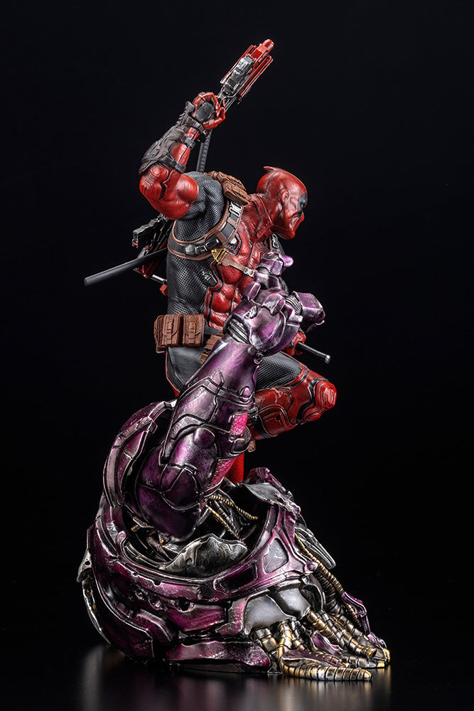 Deadpool Task Force X Force Deadpool Statue