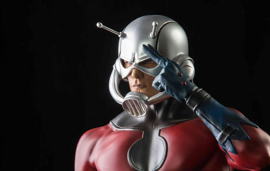 ANT-MAN 1/4 Scale Statue (Comics Version)