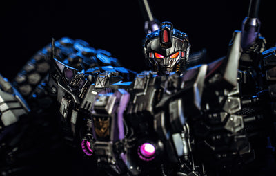Transformers - Tarn Statue