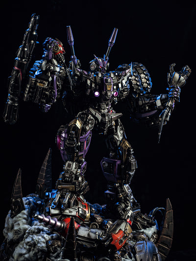Transformers - Tarn Statue