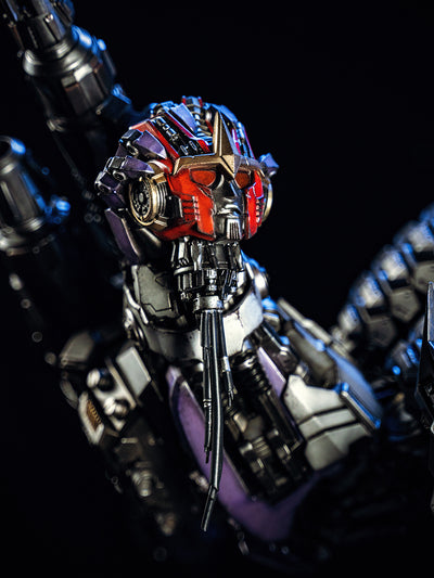 Transformers - Tarn Statue