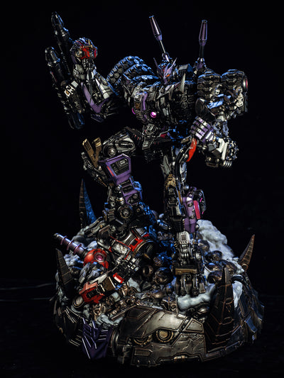 Transformers - Tarn Statue