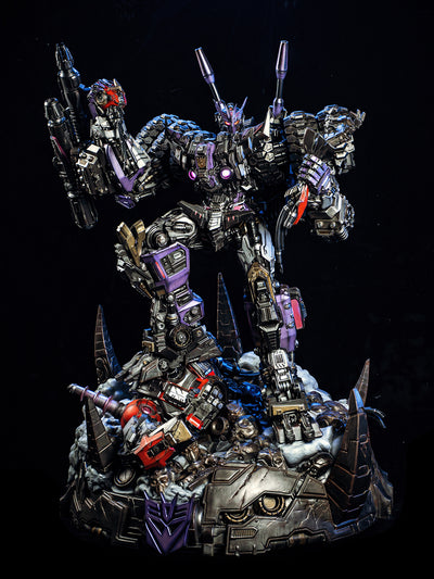 Transformers - Tarn Statue