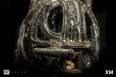 Alien Warrior 1/3 Scale Statue