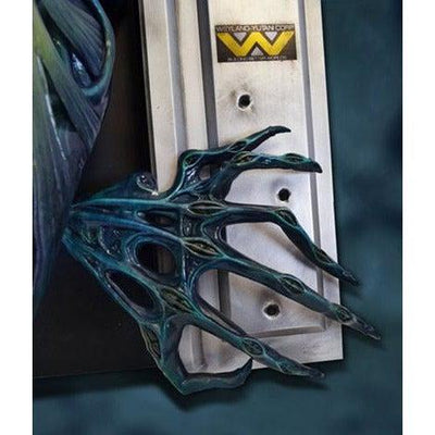 Alien Queen LIFE-SIZE Wall Sculpture Statue by Hollywood Collectibles Group