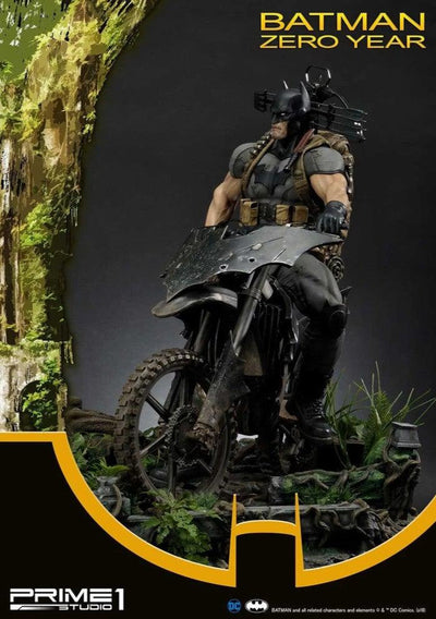 Batman: Zero Year EXCLUSIVE 1/4 Scale Statue