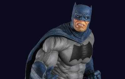 Dark Knight 1/6 Scale Batman Maquette