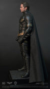 The Dark Knight - Batman 1/3 Scale Hyperreal Statue