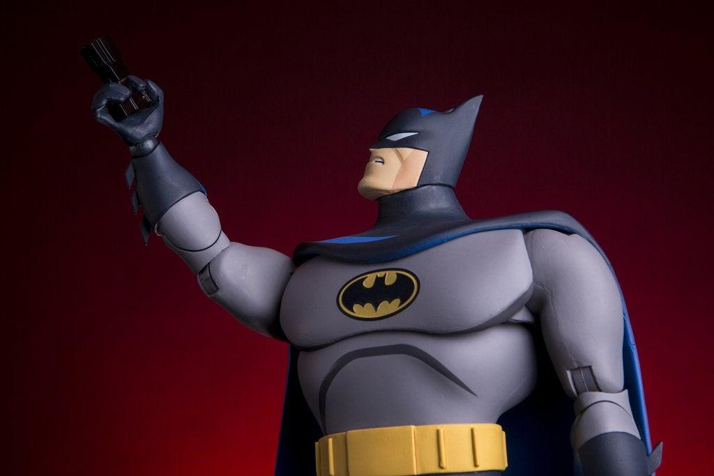 Batman: The Animated Series ( BTAS )  1/6 Scale Figure by Mondo
