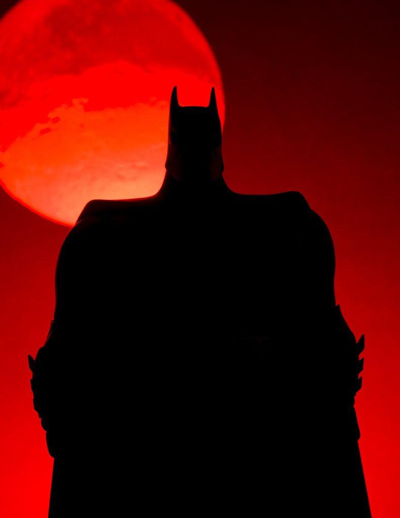 Batman: The Animated Series ( BTAS )  1/6 Scale Figure by Mondo