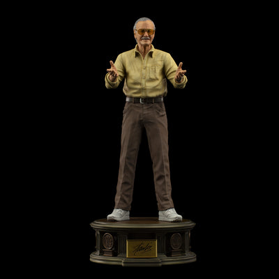 Stan Lee Legacy Replica 1/4 Scale Statue