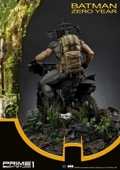 Batman: Zero Year EXCLUSIVE 1/4 Scale Statue