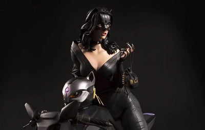 Catwoman 1/4 Scale Statue by XM Studios