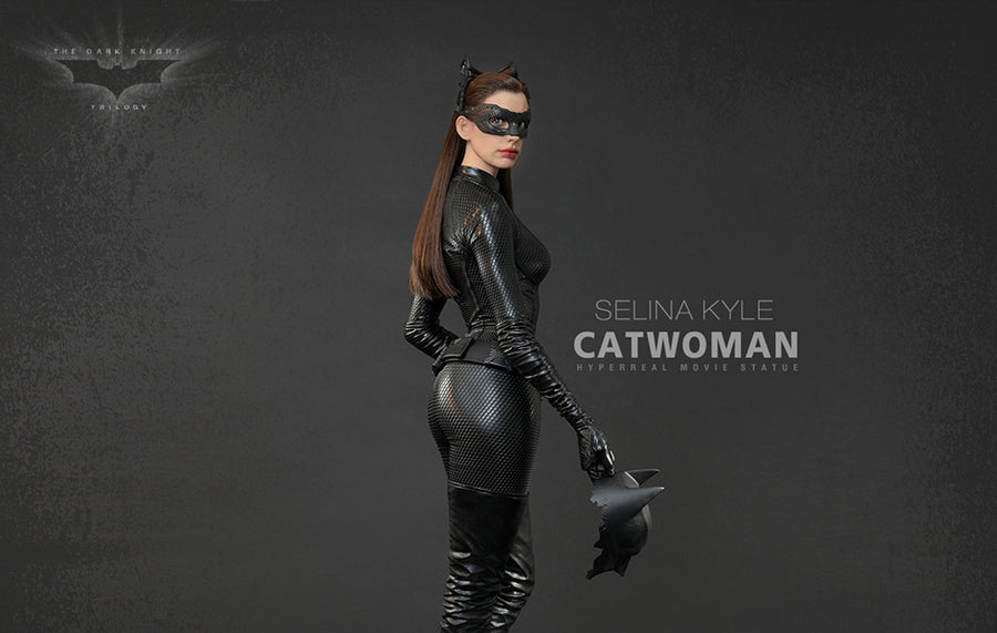 Catwoman Selina Kyle 1/3 Hyperreal Statue