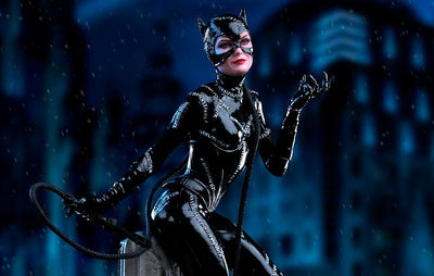 Batman Returns Catwoman Art Scale Statue