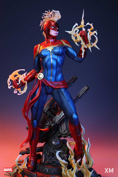 Captain Marvel 1/4 Scale Premium Statue