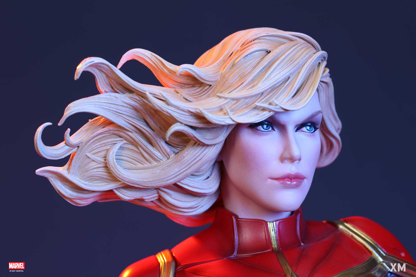 Marvel: Captain Marvel 1:4 Scale Statue - Hobby One