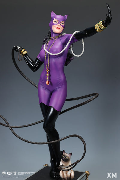 Catwoman 1/4 Scale Statue