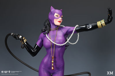 Catwoman 1/4 Scale Statue