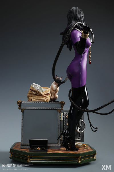 Catwoman 1/4 Scale Statue