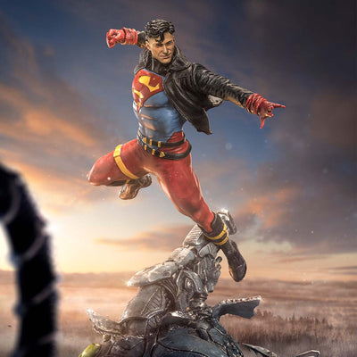 DC Comics Series 7 - Superboy Art Scale 1/10