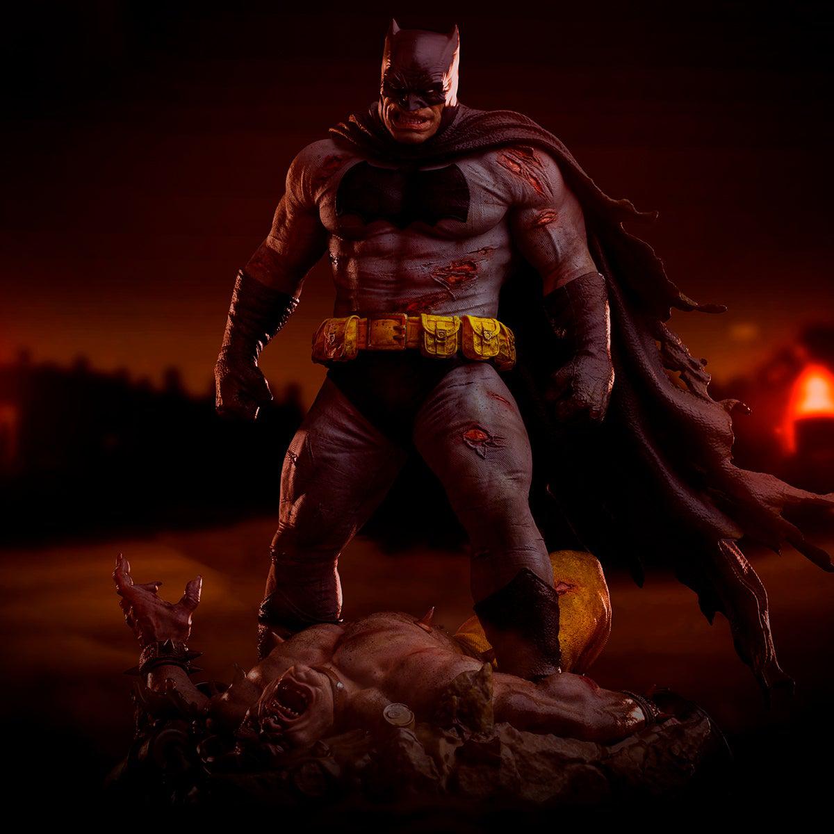 The Dark Knight Returns Batman Limited Statue