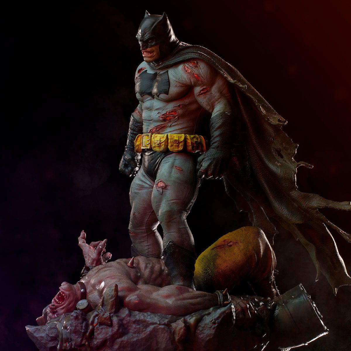 The Dark Knight Returns Batman Limited Statue