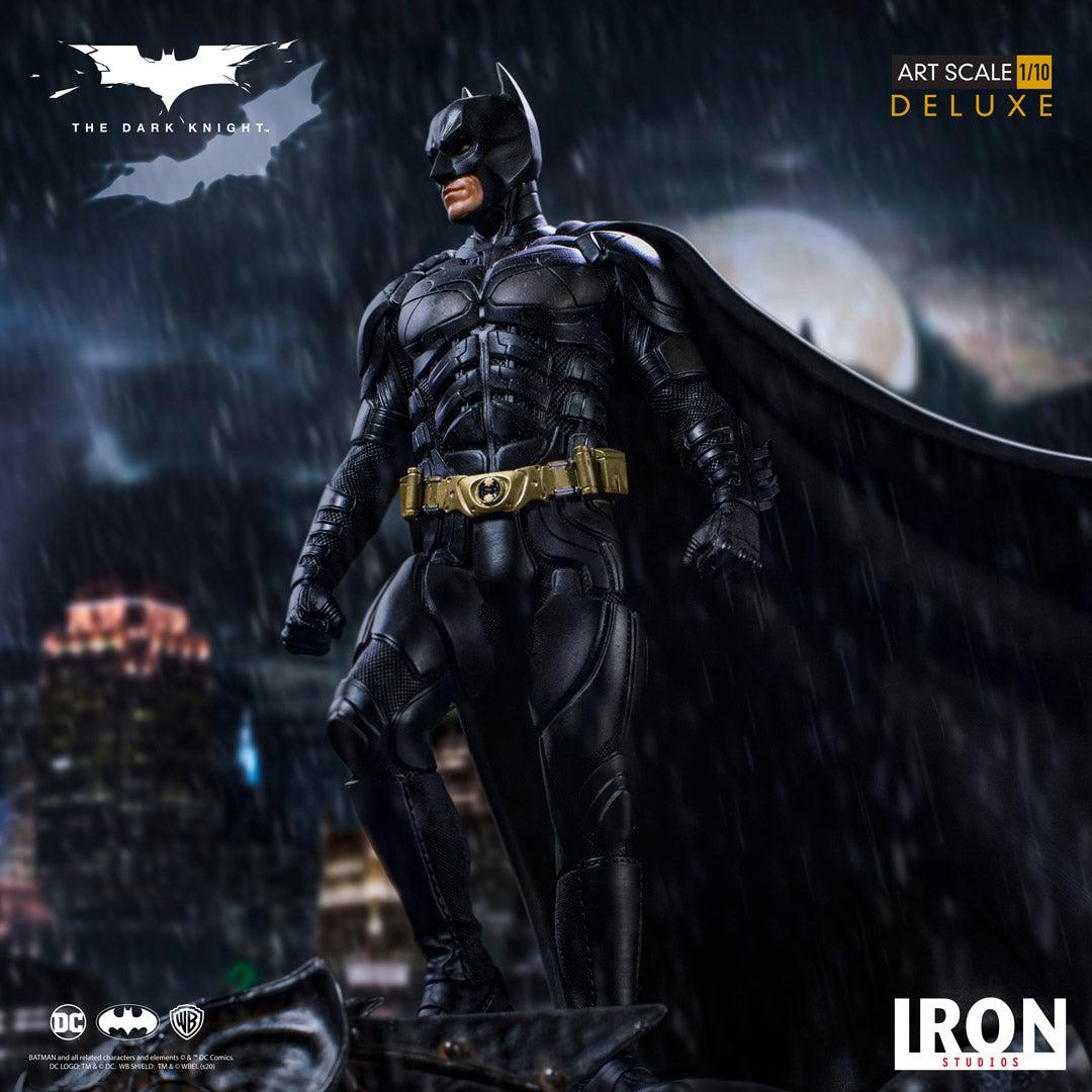 Batman Deluxe Statue - The Dark Knight
