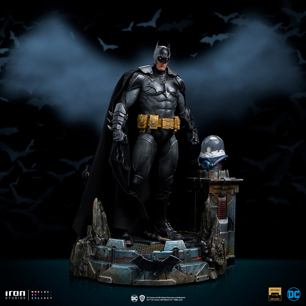 Batman Unleashed Deluxe Art Scale 1/10
