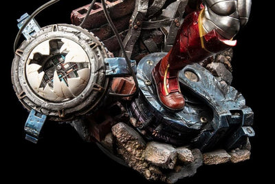 Colossus 1/4 Scale Premium Statue