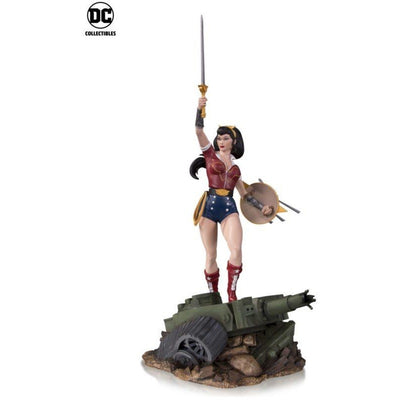 DC Bombshells Wonder Woman DELUXE Statue by DC Collectibles