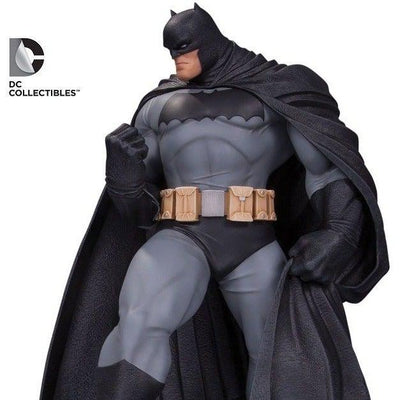DC Designer Series Dark Knight III Batman Mini-Statue (Andy Kubert) by DC Collectibles