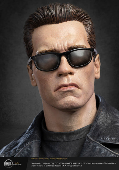 Terminator 2 - T-800 Signature Edition 1/3 Scale Statue