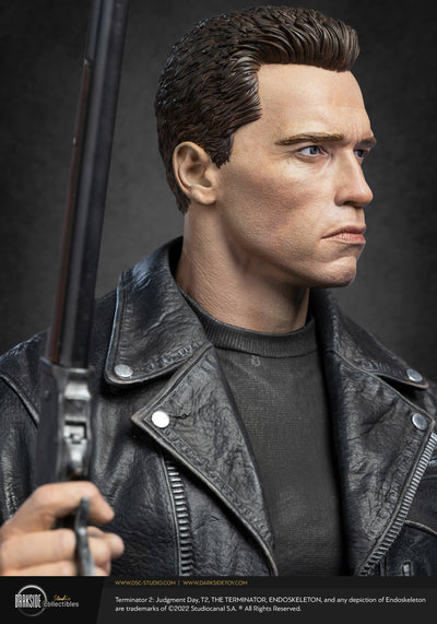 Terminator 2 - T-800 Signature Edition 1/3 Scale Statue