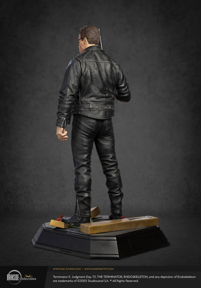 Terminator 2 - T-800 Signature Edition 1/3 Scale Statue