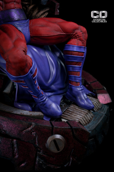 V008 Throne 1/4 Scale Statue