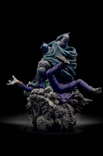 Batman vs The Joker Sculpt Master Series