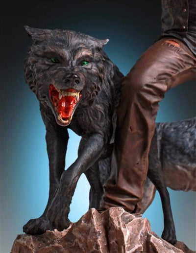 Walking Dead DARYL DIXON & The Wolves Statue DIORAMA by Gentle Giant